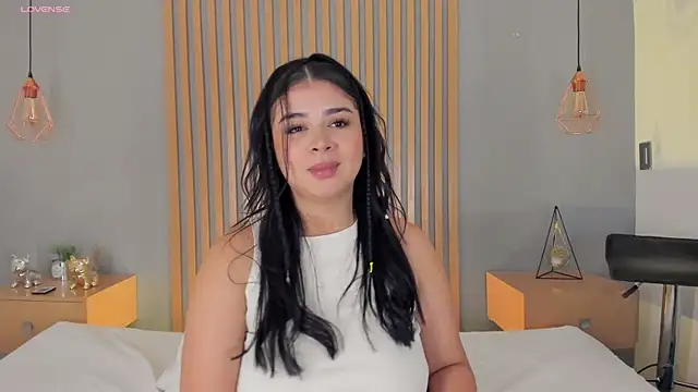 mary suarez online show from February 7, 3:45 am