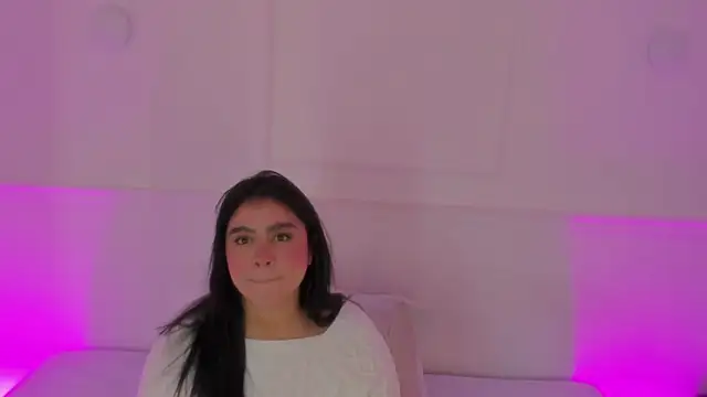 mary suarez online show from October 2, 3:24 am