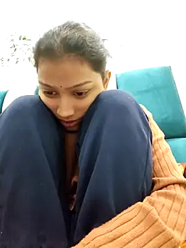 Snapshot of Aleena_Rai chatting on December 14, 5:36 pm Aleena Rai online show from December 14, 5:36 pm