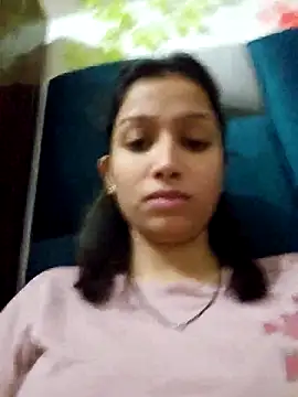 Snapshot of Aleena_Rai chatting on March 20, 8:08 pm Aleena Rai online show from March 20, 8:08 pm