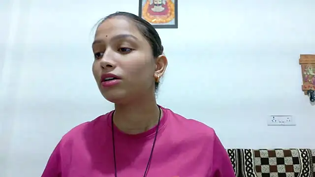 Snapshot of Aleena_Rai chatting on October 5, 6:28 pm Aleena Rai online show from October 5, 6:28 pm