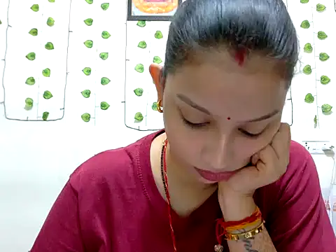 Snapshot of Aleena_Rai chatting on October 19, 7:36 pm Aleena Rai online show from October 19, 7:36 pm