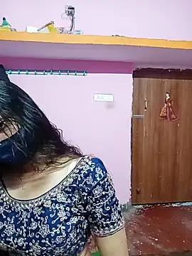 Snapshot of Cute-Simmi chatting on December 25, 8:07 pm Cute-Simmi online show from December 25, 8:07 pm