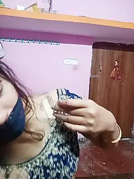 Snapshot of Cute-Simmi chatting on December 29, 8:33 am Cute-Simmi online show from December 29, 8:33 am