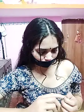 Snapshot of Cute-Simmi chatting on January 8, 9:42 am Cute-Simmi online show from January 8, 9:42 am