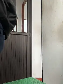 Snapshot of Daddyrich_632 chatting on December 13, 9:53 pm Daddyrich 632 online show from December 13, 9:53 pm