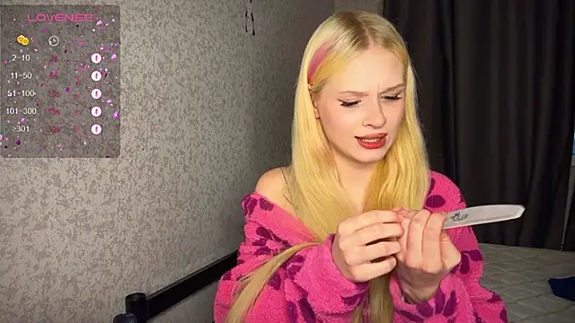 lisa barbie online show from December 9, 10:32 am