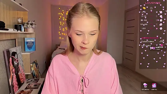 lisa barbie online show from December 22, 11:18 am