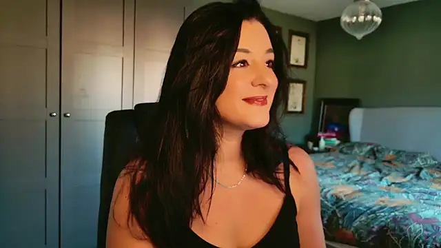 flatwhite0 online show from November 25, 10:37 am