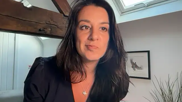 Snapshot of flatwhite0 chatting on June 2, 6:10 pm flatwhite0 online show from June 2, 6:10 pm