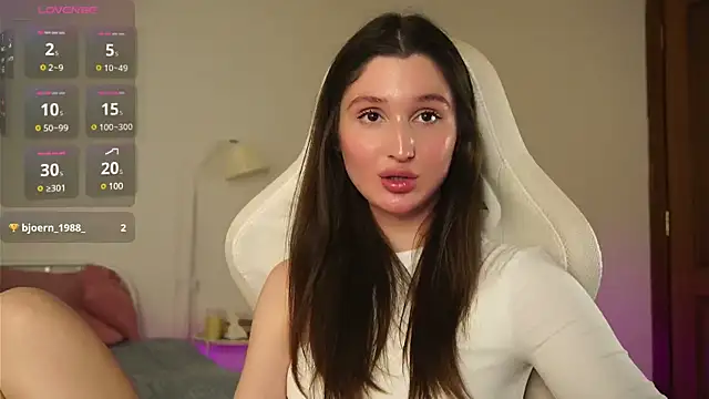 Snapshot of tender_babyy chatting on February 23, 1:53 pm tender babyy online show from February 23, 1:53 pm