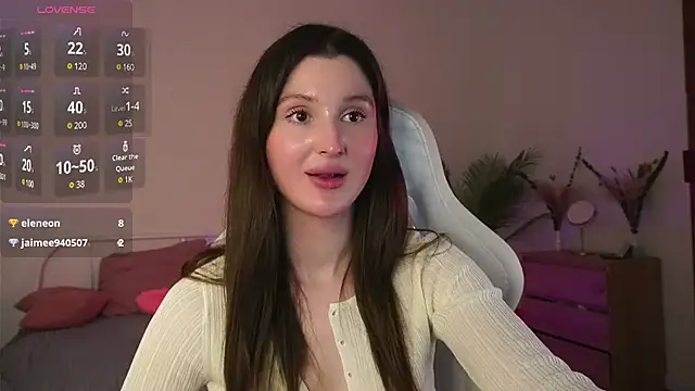 Snapshot of tender_babyy chatting on March 9, 2:54 pm tender babyy online show from March 9, 2:54 pm