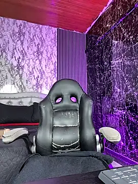 Snapshot of MAEVE_BOOBS chatting on February 2, 1:02 am MAEVE BOOBS online show from February 2, 1:02 am