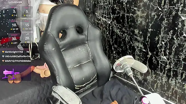 Snapshot of MAEVE_BOOBS chatting on February 3, 12:15 am MAEVE BOOBS online show from February 3, 12:15 am