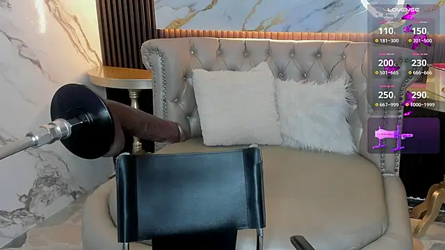 Snapshot of MAEVE_BOOBS chatting on November 25, 12:54 am MAEVE BOOBS online show from November 25, 12:54 am