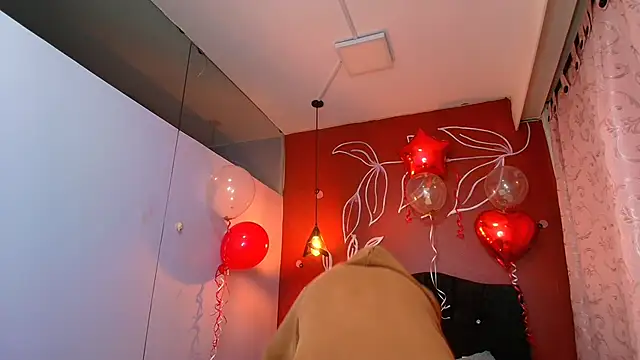 Zia Green online show from February 15, 12:11 pm