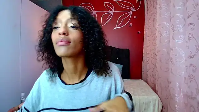 Zia Green online show from February 24, 12:05 pm