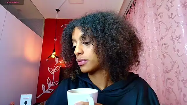 Zia Green online show from March 5, 3:18 pm