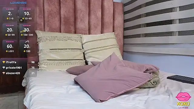 lou rosse  online show from March 1, 11:37 pm