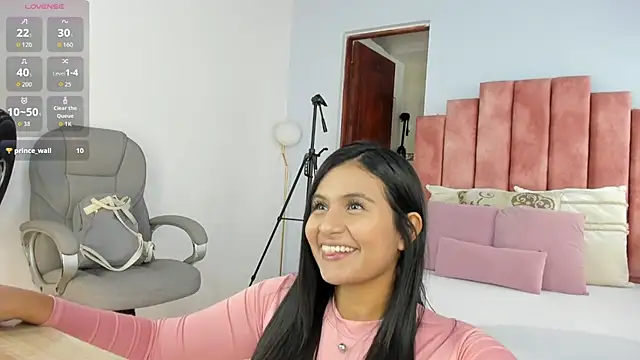 lou rosse  online show from October 18, 7:58 pm