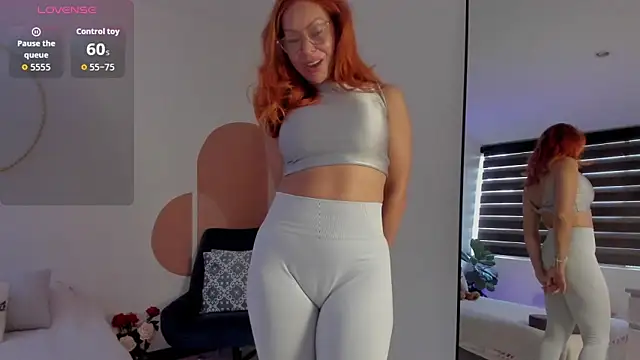 AvaCollinss online show from December 19, 12:23 pm