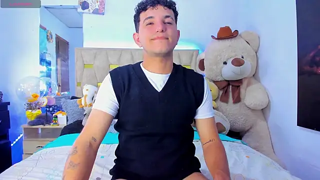 patrick sanzz online show from July 20, 8:28 am