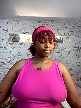 Snapshot of pamela_west chatting on November 5, 8:09 pm pamela west online show from November 5, 8:09 pm