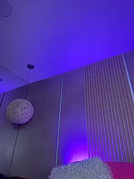 Snapshot of pamela_west chatting on December 14, 7:40 pm pamela west online show from December 14, 7:40 pm