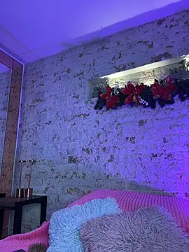 Snapshot of pamela_west chatting on December 20, 7:32 pm pamela west online show from December 20, 7:32 pm