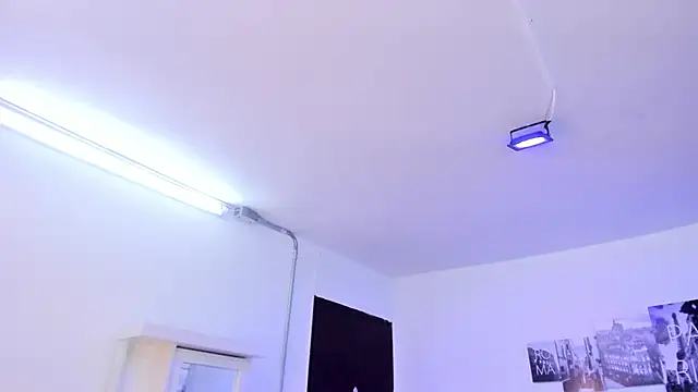 Amy Kiitty  online show from September 19, 12:50 pm