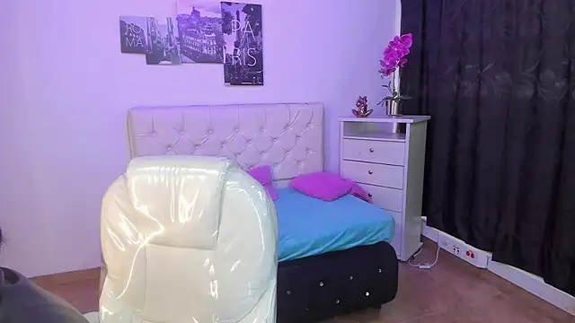 Amy Kiitty  online show from March 20, 1:16 pm