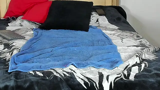 Snapshot of Iivana_19 chatting on January 29, 4:41 pm Iivana 19 online show from January 29, 4:41 pm