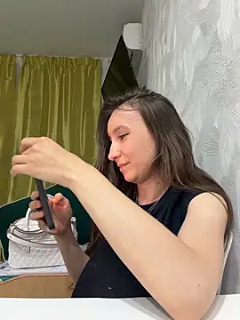 viviandaimond1 online show from June 11, 7:12 pm