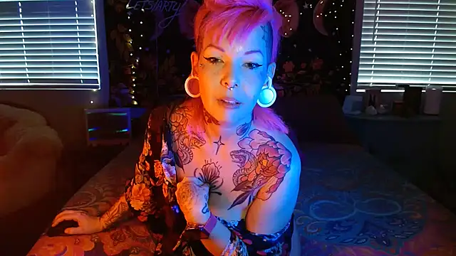 GoldieBakeman online show from February 20, 8:47 pm