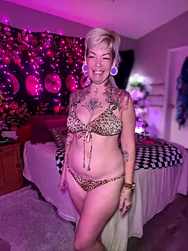 GoldieBakeman online show from December 2, 4:57 pm