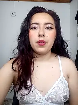 Emi chik online show from January 5, 2:06 am