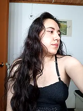 Emi chik online show from February 5, 11:26 am