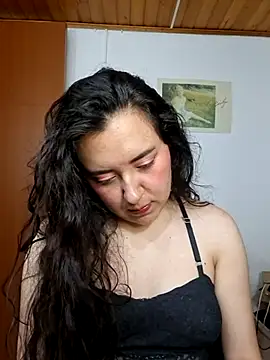 Emi chik online show from April 2, 11:41 am