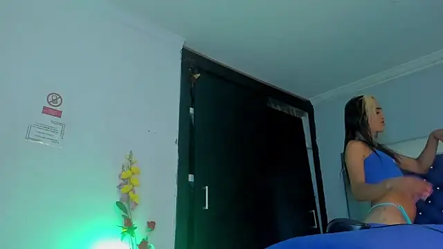 Eyleen Santos online show from March 30, 7:37 pm