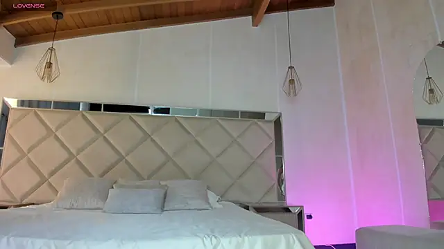 KatieNolan 1 online show from March 19, 6:44 pm