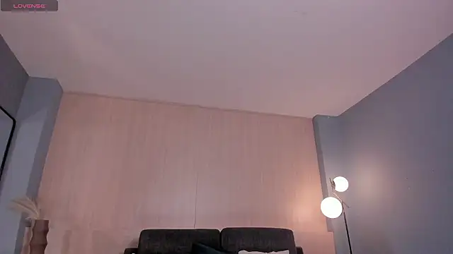 KatieNolan 1 online show from February 25, 7:34 pm