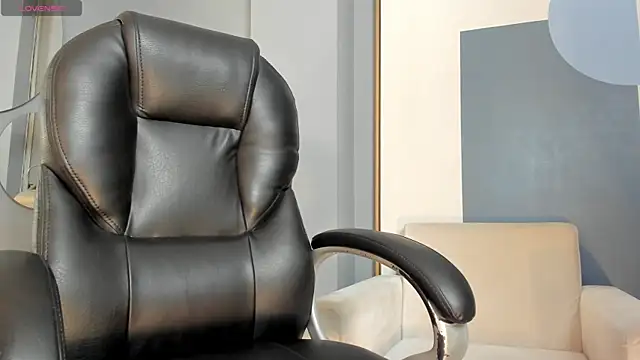 KatieNolan 1 online show from March 13, 7:31 pm