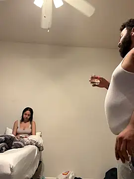 B and K online show from December 3, 4:14 am