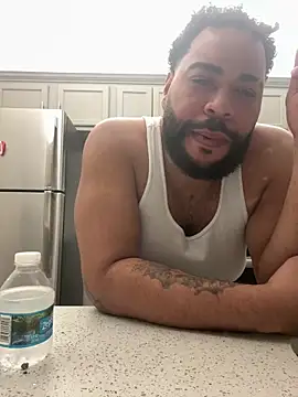 B and K online show from December 11, 11:10 pm