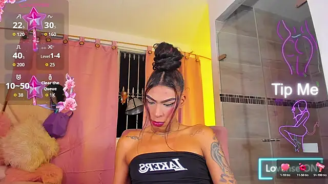 Snapshot of Sofia_HornyTs chatting on July 1, 7:10 am Sofia HornyTs online show from July 1, 7:10 am