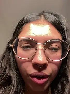 Argentiiniita online show from December 29, 9:20 pm