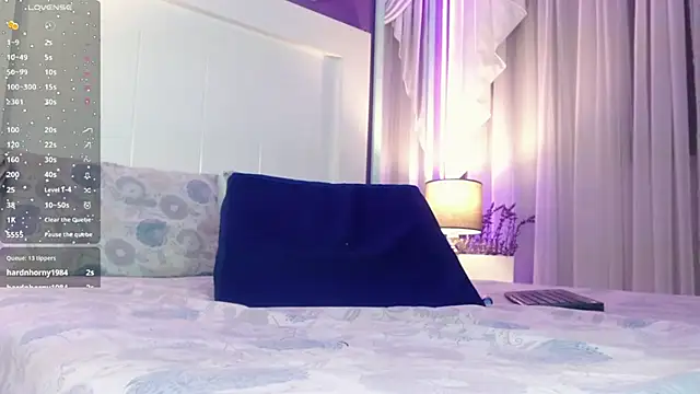 Snapshot of Ivyy_Crystal chatting on December 31, 8:12 pm Ivyy Crystal online show from December 31, 8:12 pm