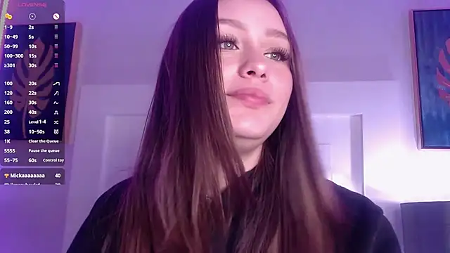 Snapshot of Ivyy_Crystal chatting on February 24, 3:31 pm Ivyy Crystal online show from February 24, 3:31 pm