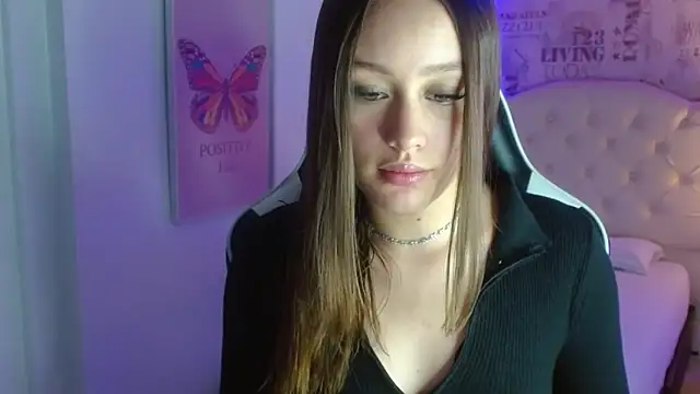 Snapshot of Ivyy_Crystal chatting on February 27, 9:04 pm Ivyy Crystal online show from February 27, 9:04 pm