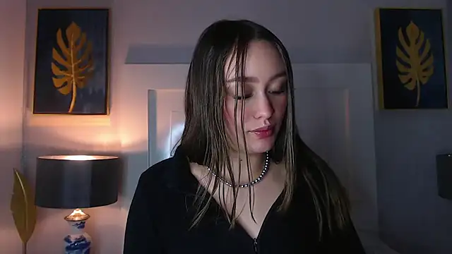 Snapshot of Ivyy_Crystal chatting on March 18, 4:04 pm Ivyy Crystal online show from March 18, 4:04 pm